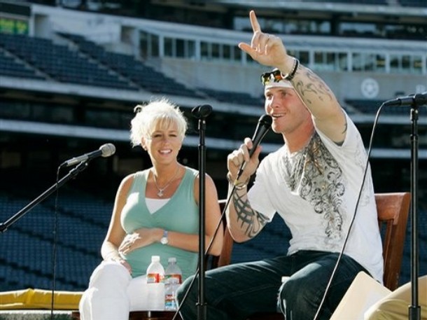 Josh Hamilton's wife Katie Hami...