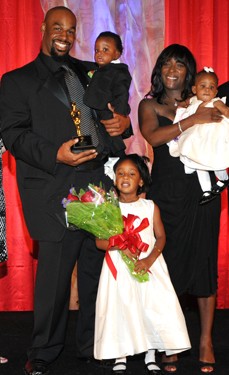 Donovan McNabb's wife Raquel McNabb - PlayerWives.com