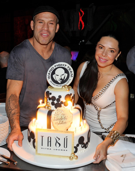 Wanderlei Silva e sua namorada, mulher e esposa Tea Silva