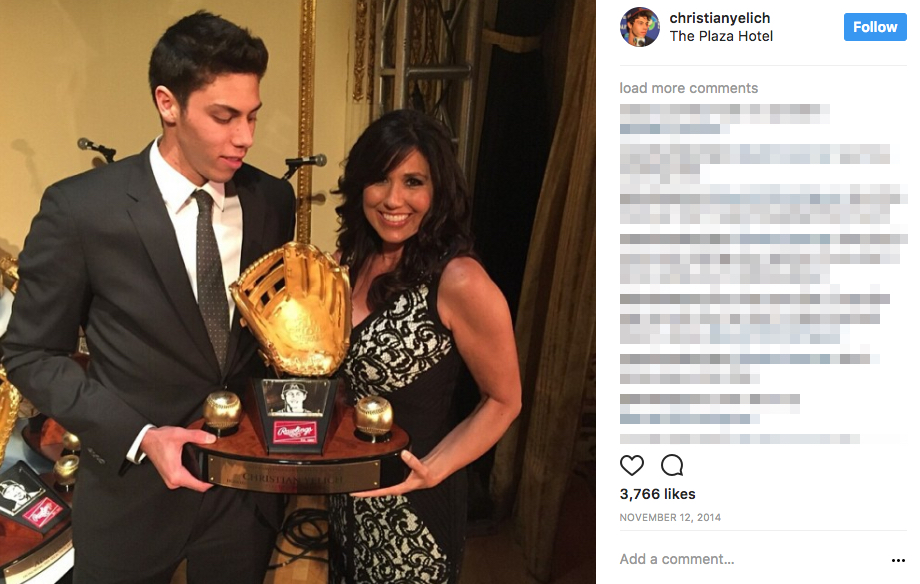 Christian Yelich mom Alecia looks like she could be his sister