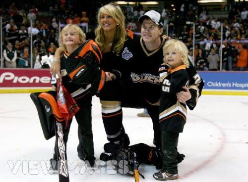 Chris Pronger’s wife Lauren Pronger