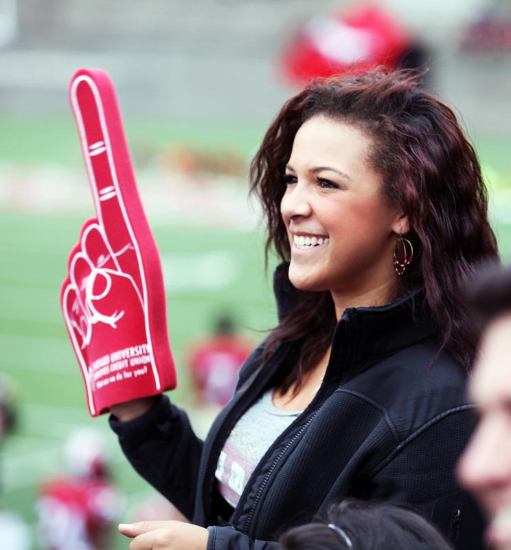 Harvard football player proposes following game: Josue Ortiz’s fiancee Kayci Baldwin