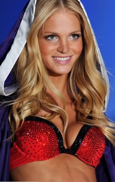 Jordan Cameron’s girlfriend Erin Heatherton