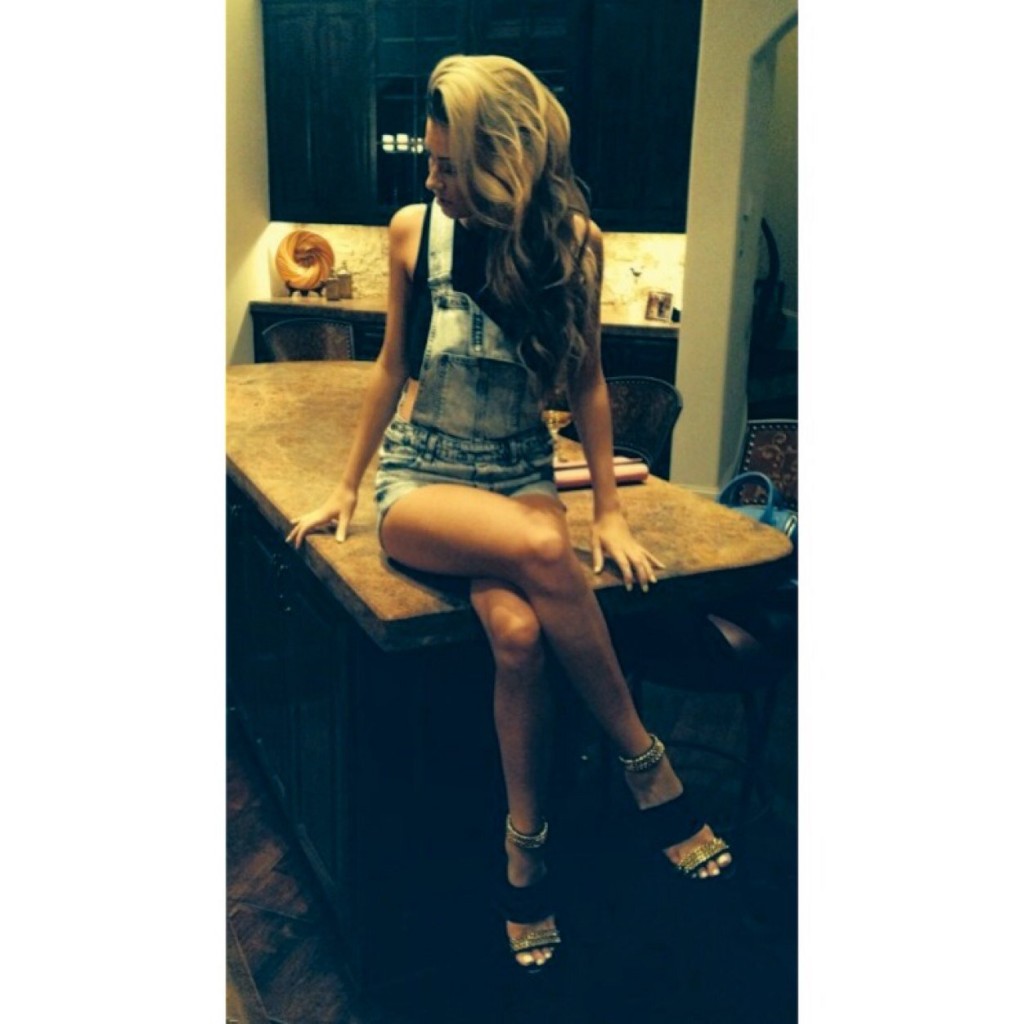 Johnny Manziel's Wife & Girlfriend History - PlayerWives.com